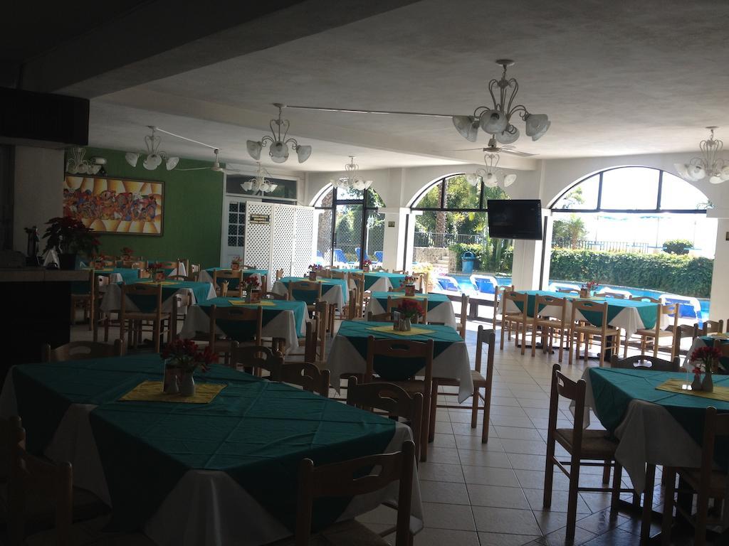 Hotel La Riviera De Atitlan Panajachel Exterior foto